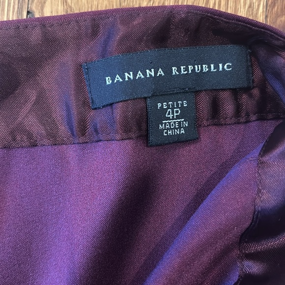 Banana Republic Bias Cut Silk Skirt | Size 4 - Picture 5 of 6